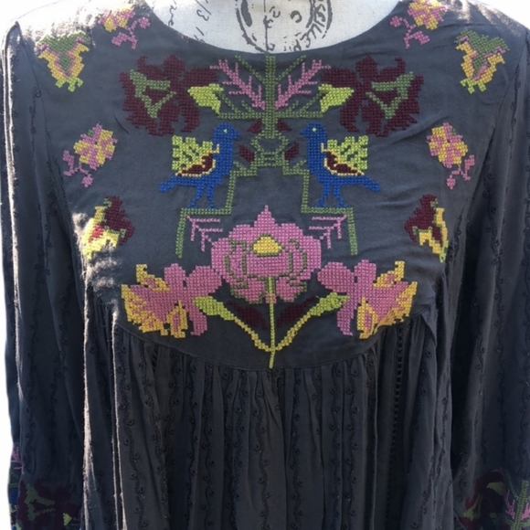 Ivy Jane 3/4 Sleeve Embroidered Dress - Picture 3 of 6